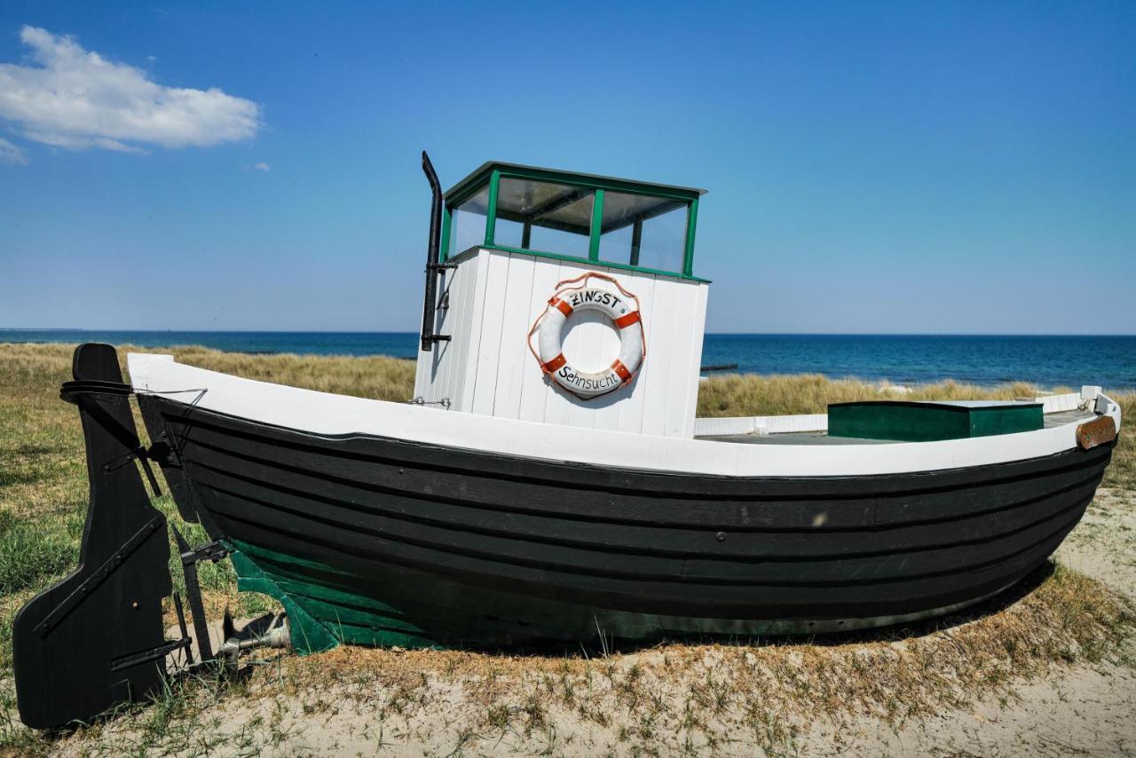 Ostseelagune Zingst, Exklusive Dhh, Strandnah, Sauna, Kamin, 3 Sz, 2 Baeder, Glasfaser, Haustierfrei, Garten Mit Suedterrasse, E-Ladesaeule, 2 Stellplaetze, Strandkorb, Fahrradschuppen, Waschmaschine, Trockner, Nichtraucher Exterior foto